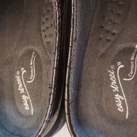 Easy Street Comfort Wave Holly Pewter Crocodile Mule 9M - Picture 2 of 5